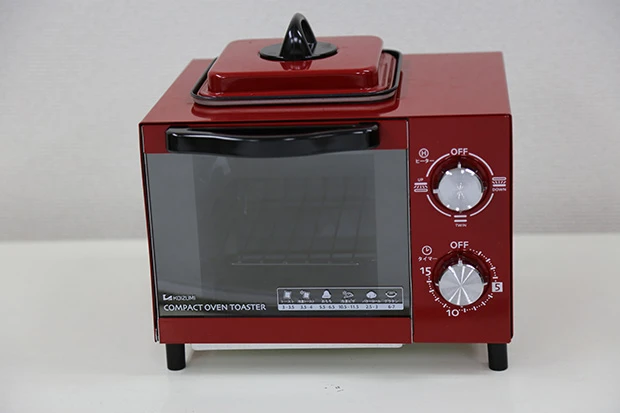  コイズミＫＯＳ－０７０２　トースト１枚と目玉焼きを同時に作れる、忙しい朝の最強パートナー。コンパクトで置く場所を選ばないのもポイント高し。実売約３千円