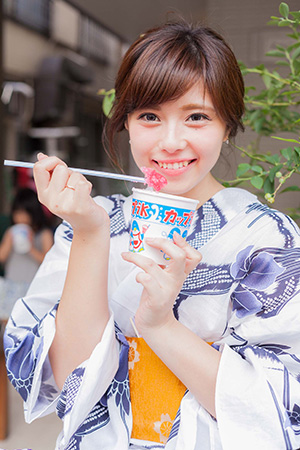 今日は、ひろなとおさんぽデート。さ、おさんぽ、いこ!