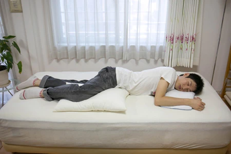 イビキ対策には妊婦のポーズ!