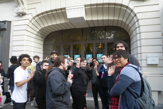 愛想の良いフランス人のオタクくんたち