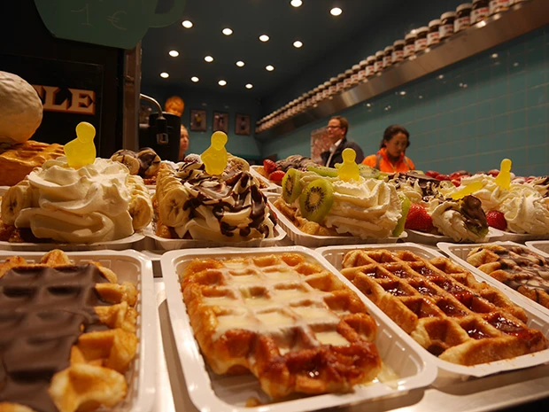 サクフワのベルギーワッフルは結構なビッグサイズ。プレーンはたったの1ユーロ