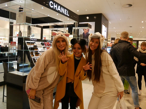 ドイツのカワイイ着ぐるみギャルちゃんズ