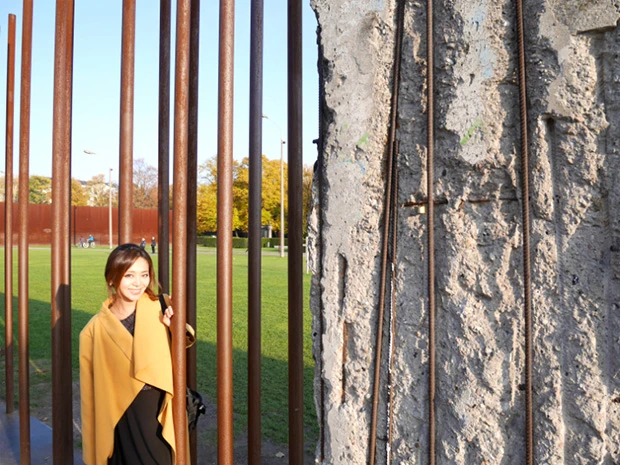 崩壊したベルリンの壁