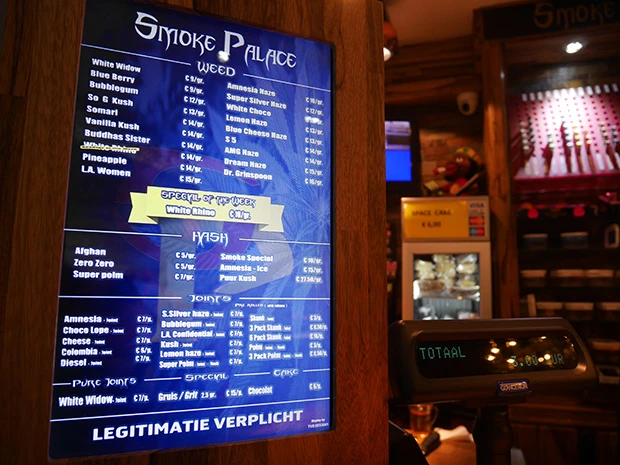 こちらはドリンク以外のメニュー表