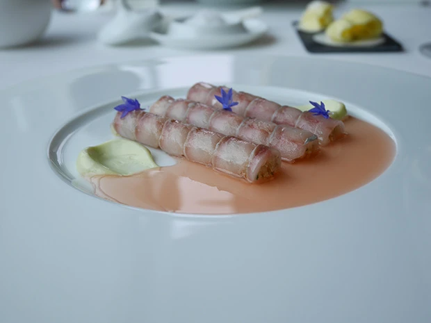 私は紙巻タバコでなくて魚のジョイント