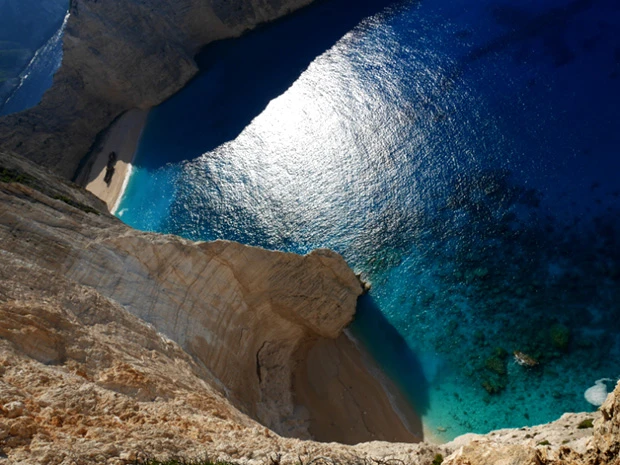 メインのアジトの手前に、もうひとつ隠れた入り江を発見!!