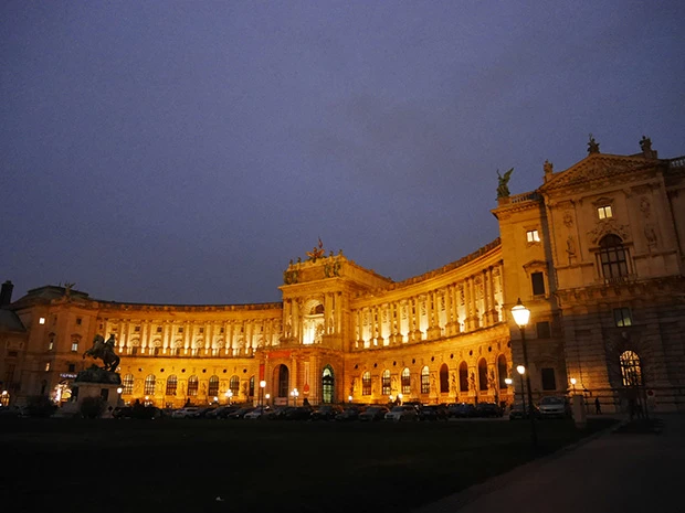 ホーフブルク宮殿。ウィーンもまた美しい建築に溢れています