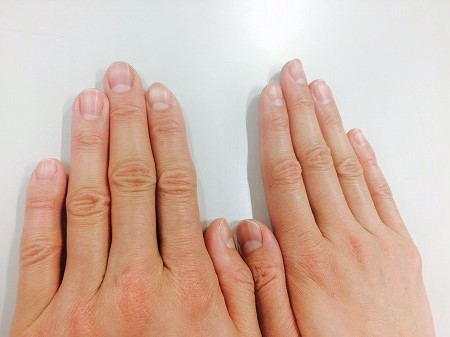 女性の指でもプラシーボ効果の応用で口説きに使える!
