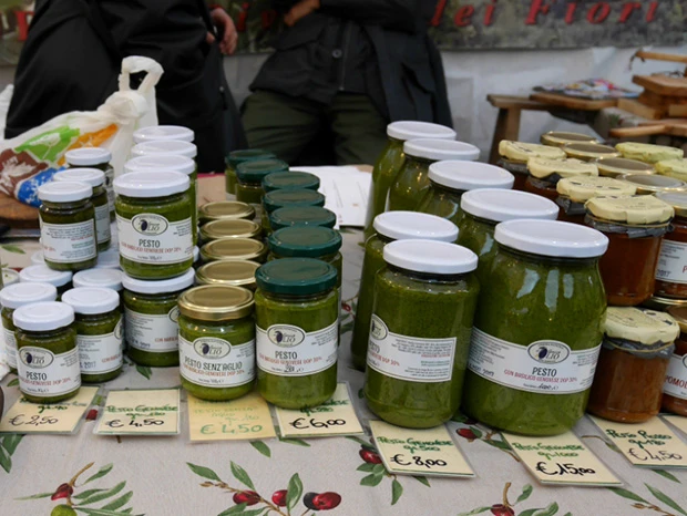 市場で売られていたペスト