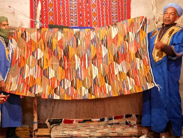 ベルベルピカソの絨毯