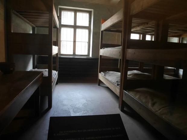 寝床。一瞬、見た目はちょっとドミトリー宿に似てるな…なんて思ってしまった不謹慎な私…