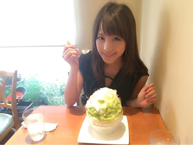 桃ちゃんは自身のTwitterでもかき氷屋に行った様子をレポート。「お店に行く前にお店のTwitterアカウントがあるならソコを見て、営業時間や限定メニューなどを確認して行くといいですよ!」