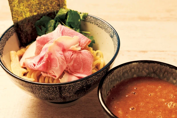 こっちもウマい!「つけそば」880円 *平日のみ。また、売り切れの場合あり