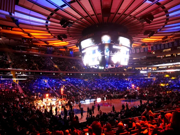 パスパスパース! ニューヨークといえばNBA! ニックスvsセルティクスの試合@マディソンスクエアガーデン