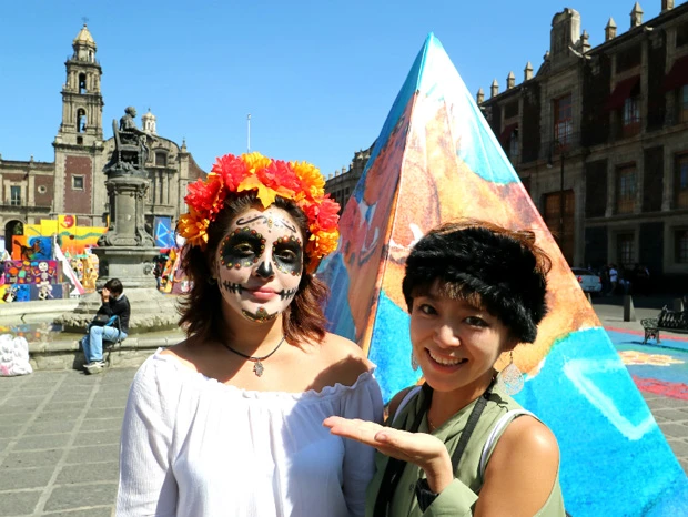 街中で見つけたカワイいガイコツちゃん