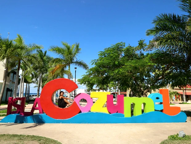 コスメル島のロゴオブジェ