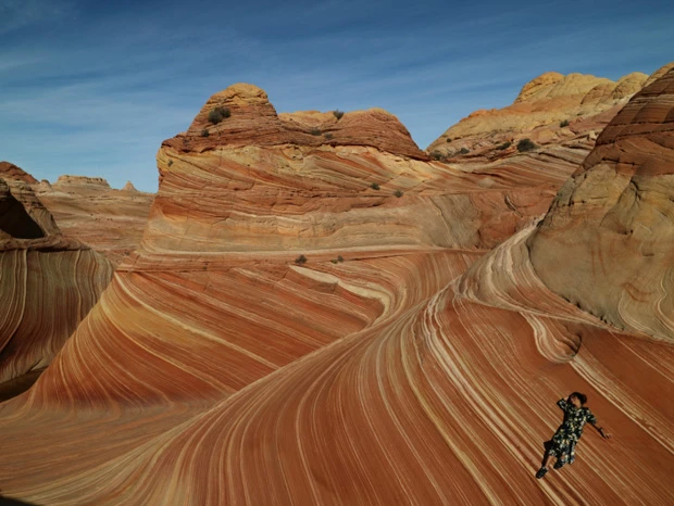 ウェーブの上に寝そべってみる