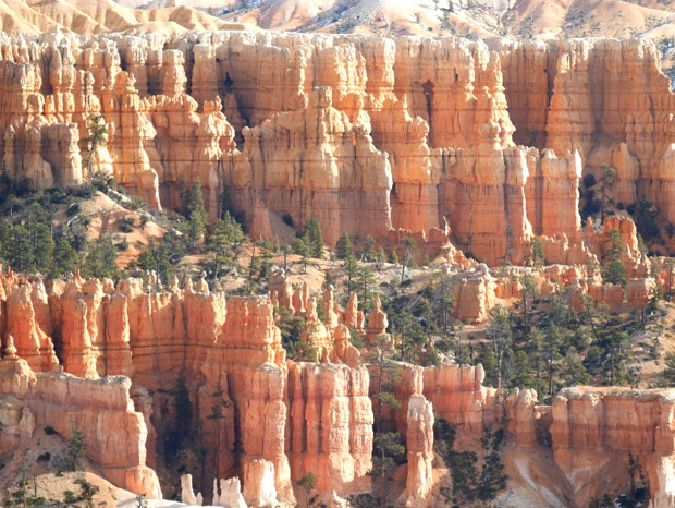 サンライズポイントから見た尖塔群