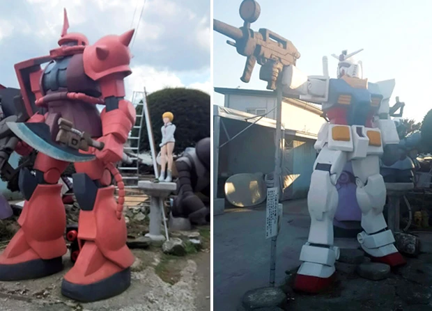 3.5m、重量約2tのガンダム(左)。小型扇風機で、動くモノアイ(目)を再現したシャア専用ザク(右)