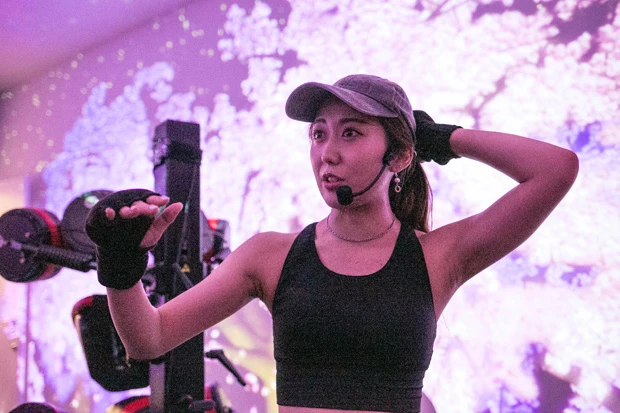 人気インストラクターNANAさんの登場に、俄然やる気アップ!