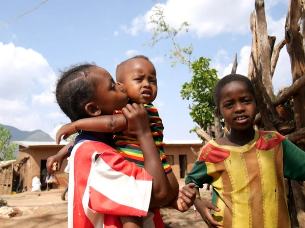 ずーっと後をついてきていた子供たち