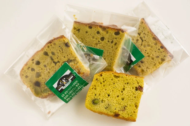 納豆が苦手な人でも食べられる、たぬみせ納豆工房の「納豆パウンドケーキ伊勢茶 ポーションカット」