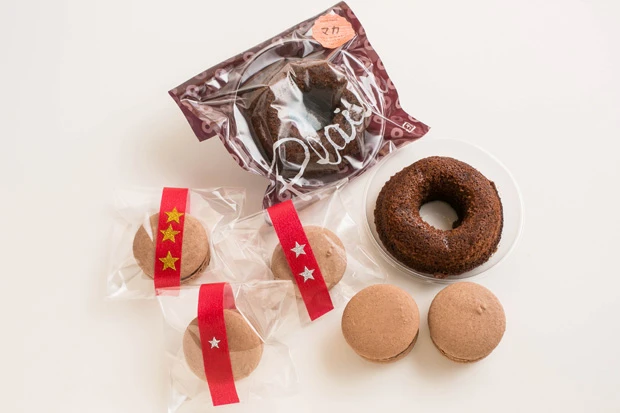 なんと精力剤のマカ入り! プチラパンの「マカろん」と「マカチョコドーナツ」