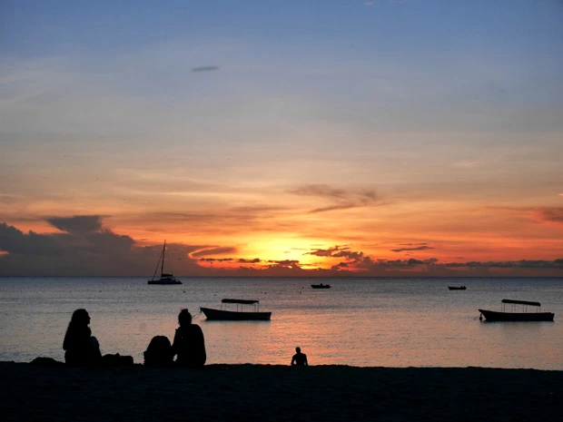 ヌングイビーチのサンセットは超絶ロマンチック