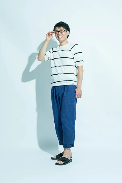 メガネをかけて知的さもプラス!