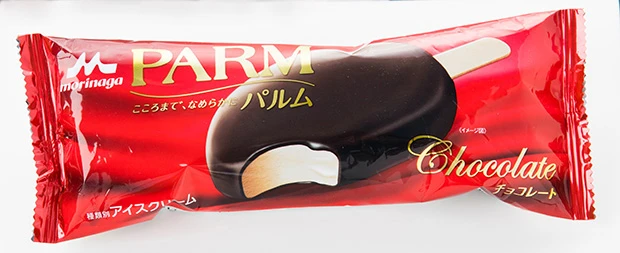 なめらかで口どけがよく、コクがあるのが特徴。高級感のある大人向けデザートとして発売された