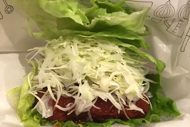 モスの菜摘 ロースカツ 380円