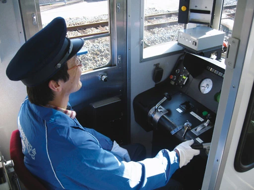 特別編(親子運転体験)6000円(不定期開催) TEL:029-822-3718