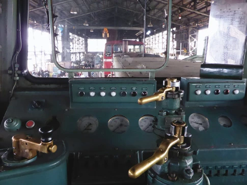 4月10日(月)~11月26日(日)開催 (火・水曜休園) TEL:0186-25-8890