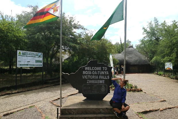 ジンバブエ側のビクトリアフォールズ入口
