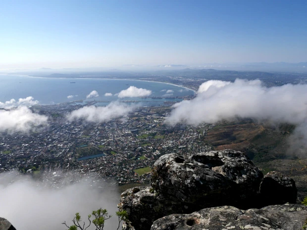 テーブルマウンテンから見るケープタウンの街