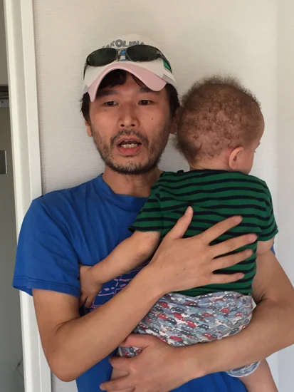 樋口毅宏さんと1歳10ヵ月になる長男・一文くん(写真/樋口さん提供)