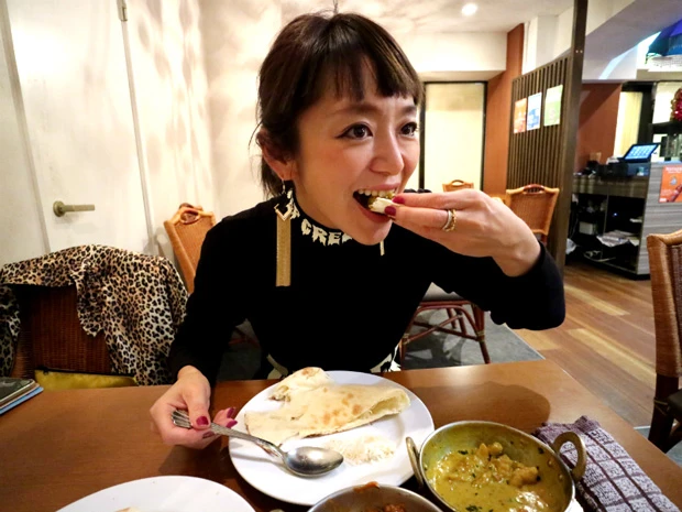 ルンルン気分のムガル帝国の皇妃マリーシャです