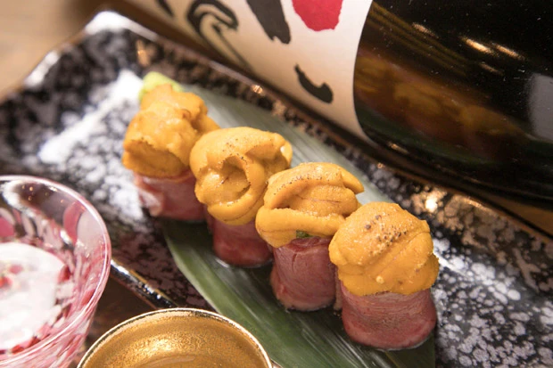 ごんべえのウニの肉巻き