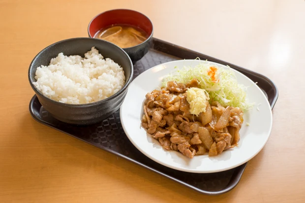 お客さんの約4割が選ぶという醤油味 (特大セット・880円)