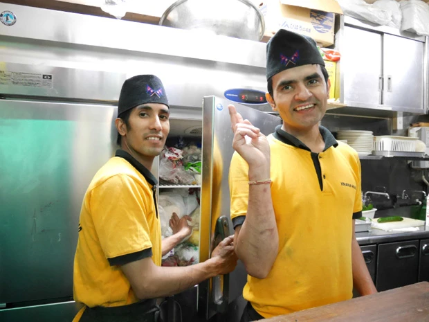 キッチンのみんなもネパールの方々でした!