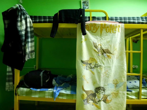 オフシーズンなので6人部屋も個室状態。宿が貸してくれたタオルの柄が色褪せた『ハリー・ポッター』で、ひとりクスっと笑った