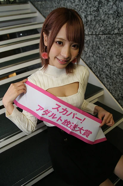  乃木坂４６のメンバーについて話している時の彼女はかなりのハイテンション！