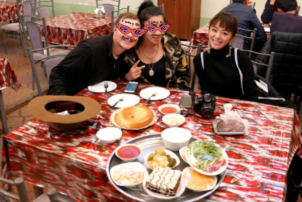 ラブラブなふたりの顔は一応秘密にしておこう(笑)。そして私はお邪魔虫