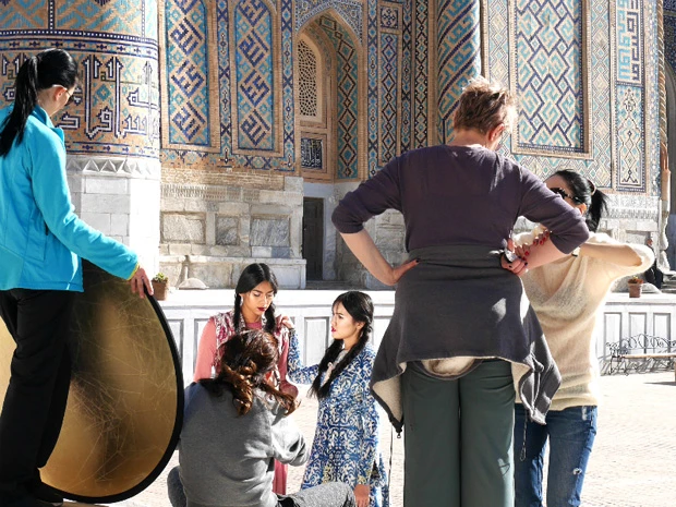 ファッション誌の撮影だろうか、美人モデルたちがめっちゃ絵になってた!