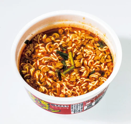 存在感のある肉ミンチと香り高いニラは、カップ麺とは思えないほどの再現度で、台湾風に味つけされたスープにベストマッチ!