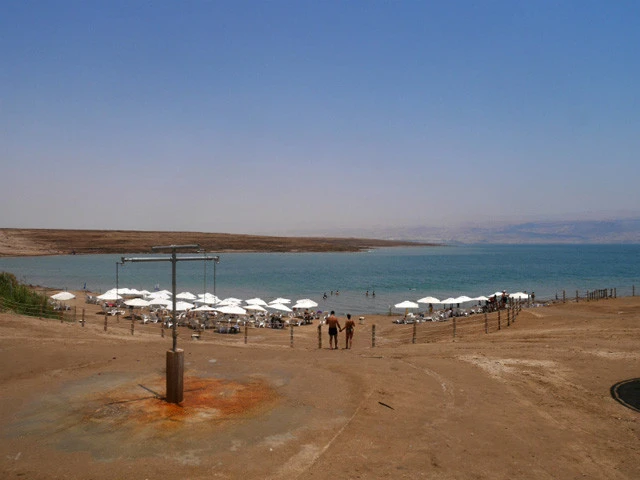 ついに死海に辿り着いた！