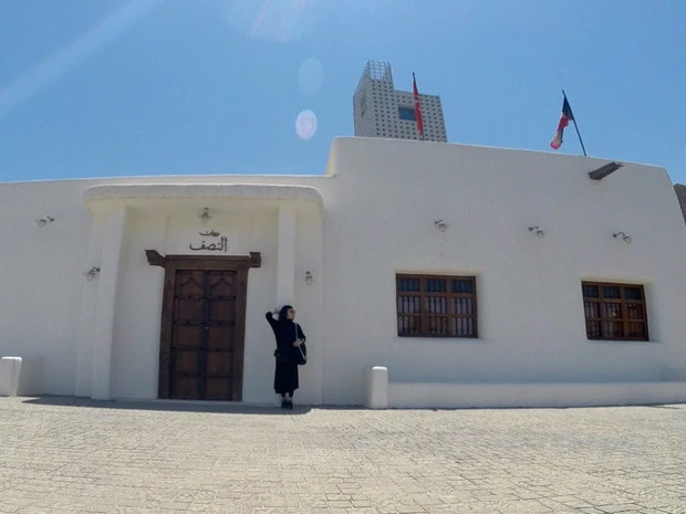 ただただ灼熱を歩く旅人