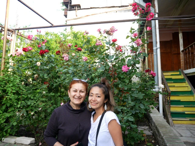 ナゴルノ・カラバフで、１泊しかできなかったけど優しかった宿のママありがとう！