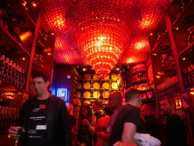 街の中心リノック広場にあるチェリー酒のお店