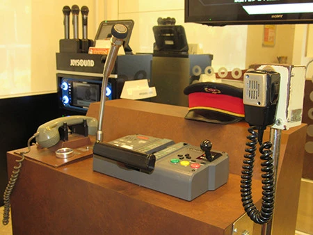 運転席も作られている